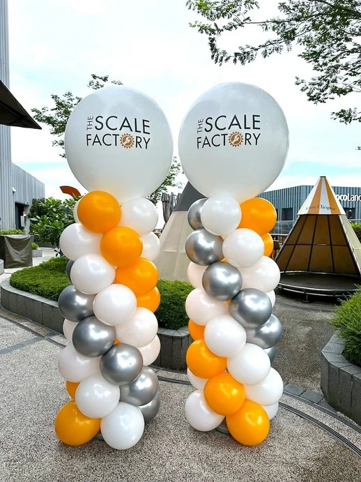 Advertising Balloon Pillars