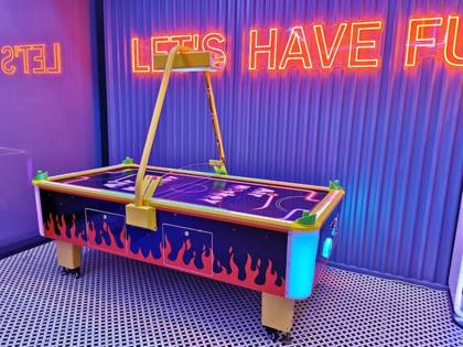 LED Air Hockey Table